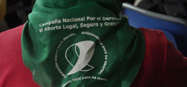 ¿Qué piensan los candidatos sobre el derecho al aborto?