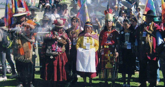 Mujeres Originarias y el Buen Vivir: una llamada de larga distancia