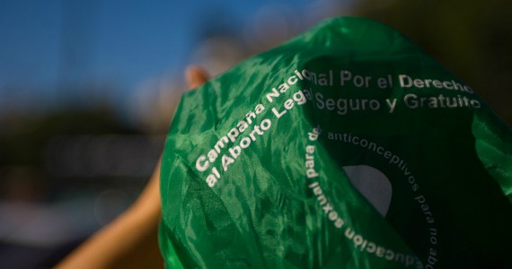 De cómo surgió un día de lucha continental por la conquista del aborto en las playas argentinas