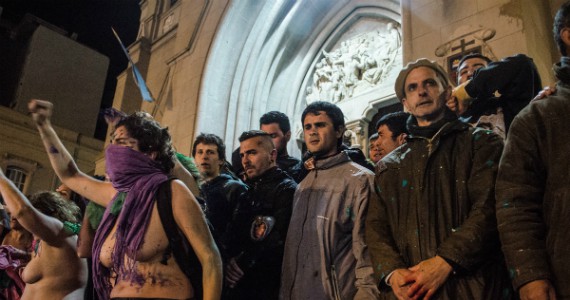 Represión en el ENM: la hipocresía también es violencia