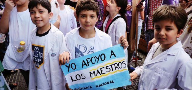 Juegos de guerra, o la postura del macrismo contra las y los docentes