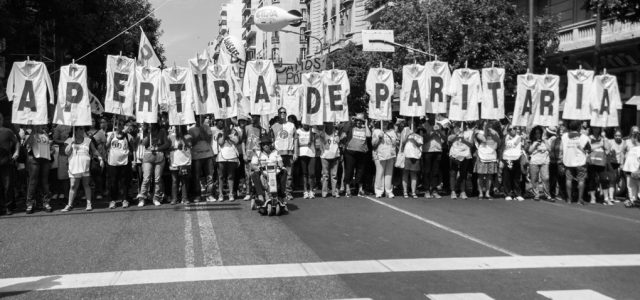 Si ganan las y los docentes, ganamos todas y todos