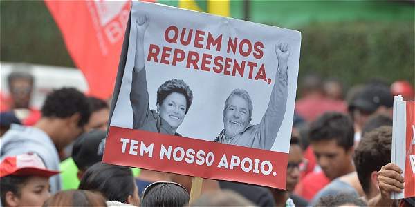 Movimientos sociales de Brasil en defensa del expresidente Lula