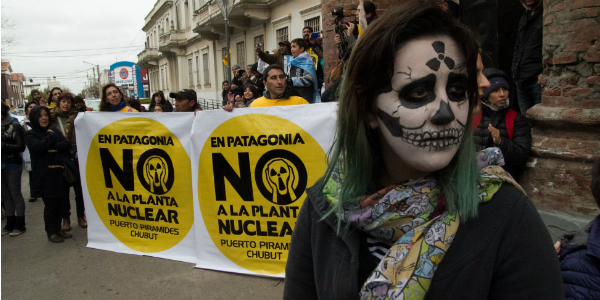 Viedma se mueve contra la planta nuclear y el gobierno no piensa en el futuro