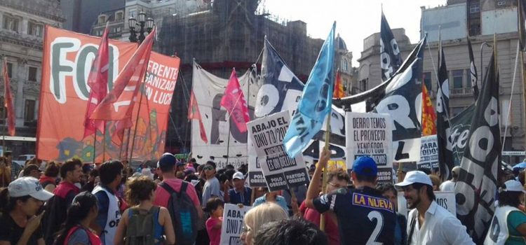 Migrantazo, organización de la fuerza plebeya