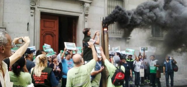Contra la Ley de Incineración: “La ciudad será cartonera o no será”