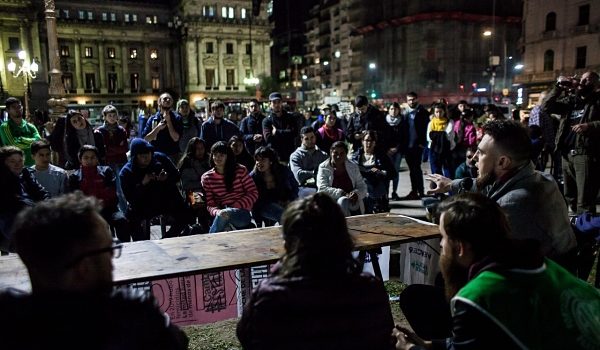 Organizaciones sociales presentaron la campaña “Juventud Sin Futuro”