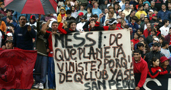 Messi, no vengas a jugar a la Argentina
