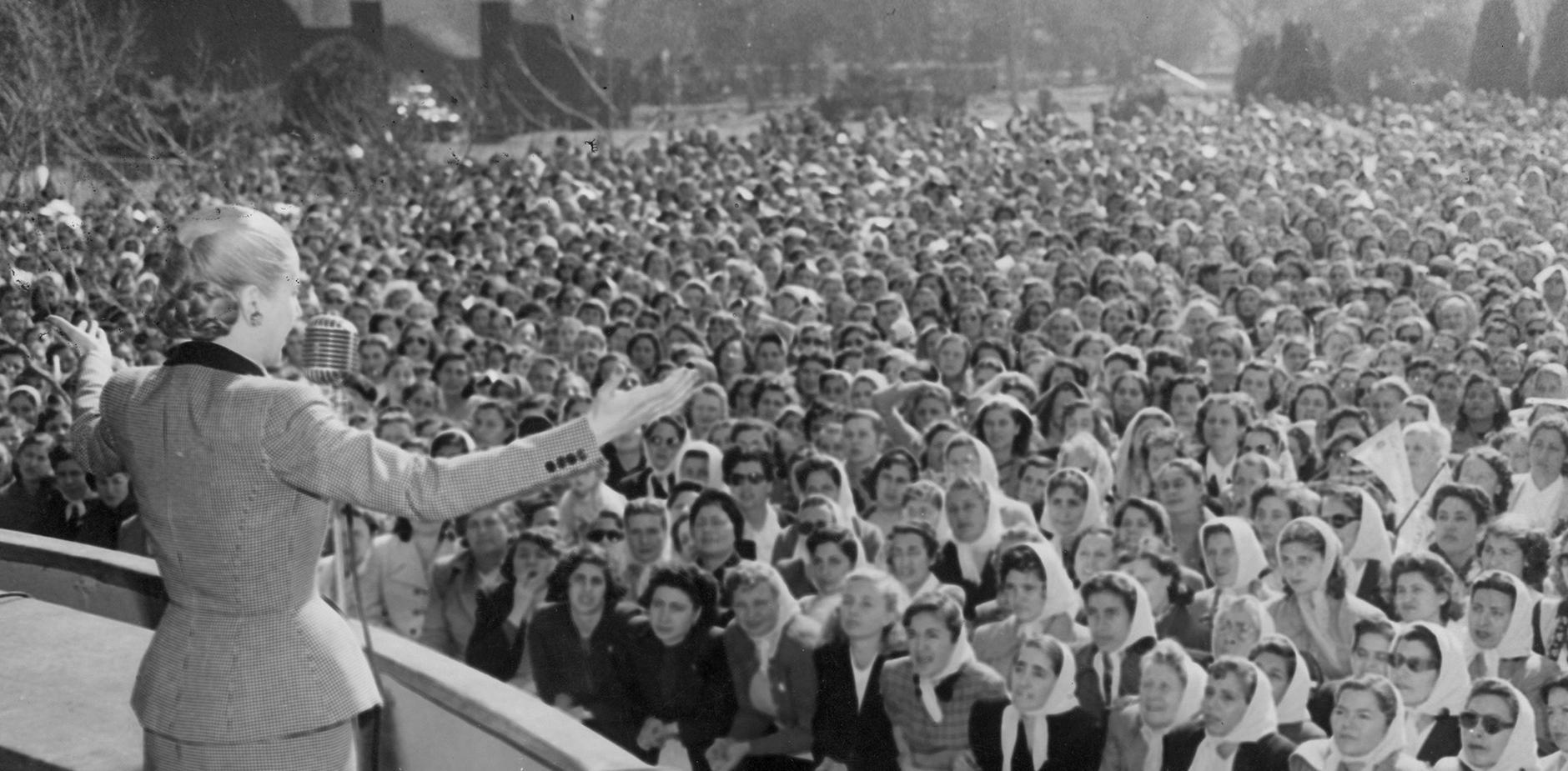 Eva: la líder política – Marcha