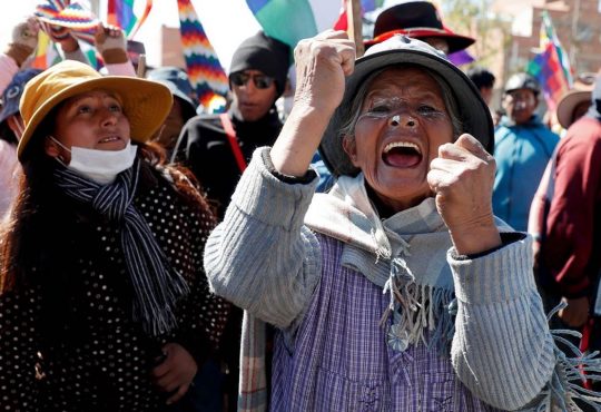 Bolivia: ¡Nos están matando, compañeras!